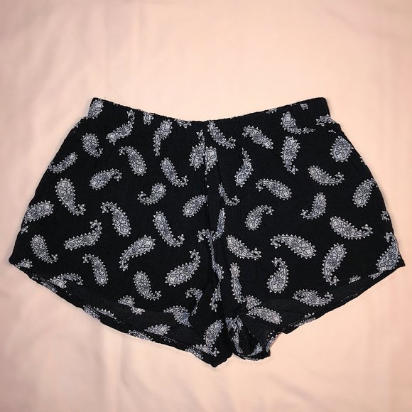 Brandy Melville Pants - BRANDY MELVILLE Paisley Print Flowy Shorts